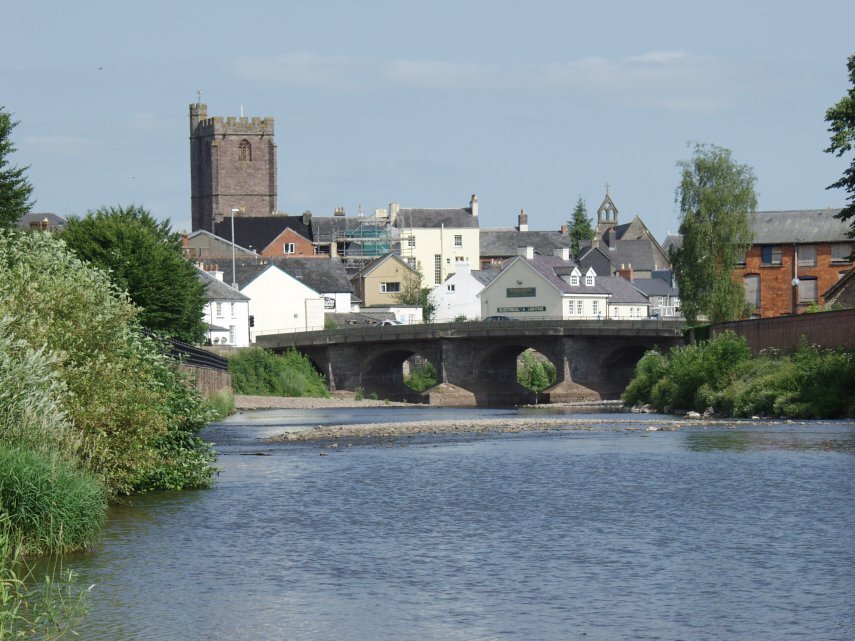View of the Usk Bridge over the River Usk, Brecon, Brecknockshire, Wales