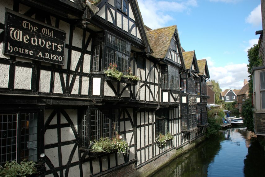 Scene showing the River Great Stour and the Old Weaver's House, Canterbury, Kent, England