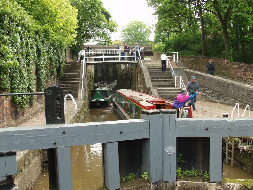 Photgraph of a series of locks on the Shropshire Union Canal, Chester, Cheshire