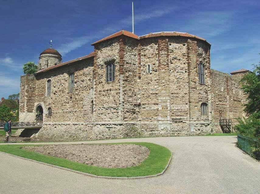 Castles - Picture of Colchester Castle