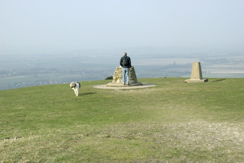 Photgraph of the top of Ivinghoe Beacon