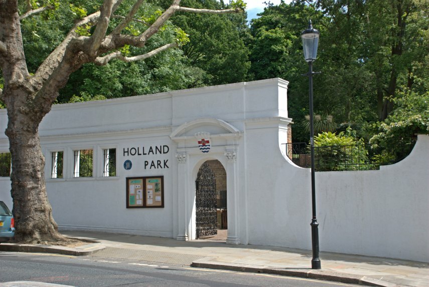 Sun Trap entrance to Holland Park, Kensington, London, England, Great Britain