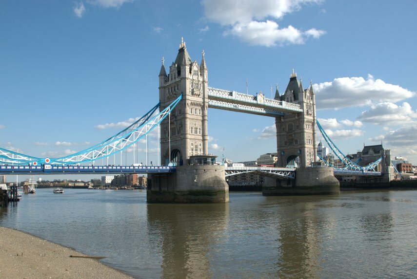 View of Tower Bridge over the River Thames, London, England, Great Britain