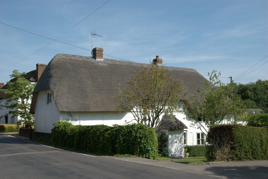 A Thatched House, Upper Clatford, Andover, Hampshire, England, Great Britain